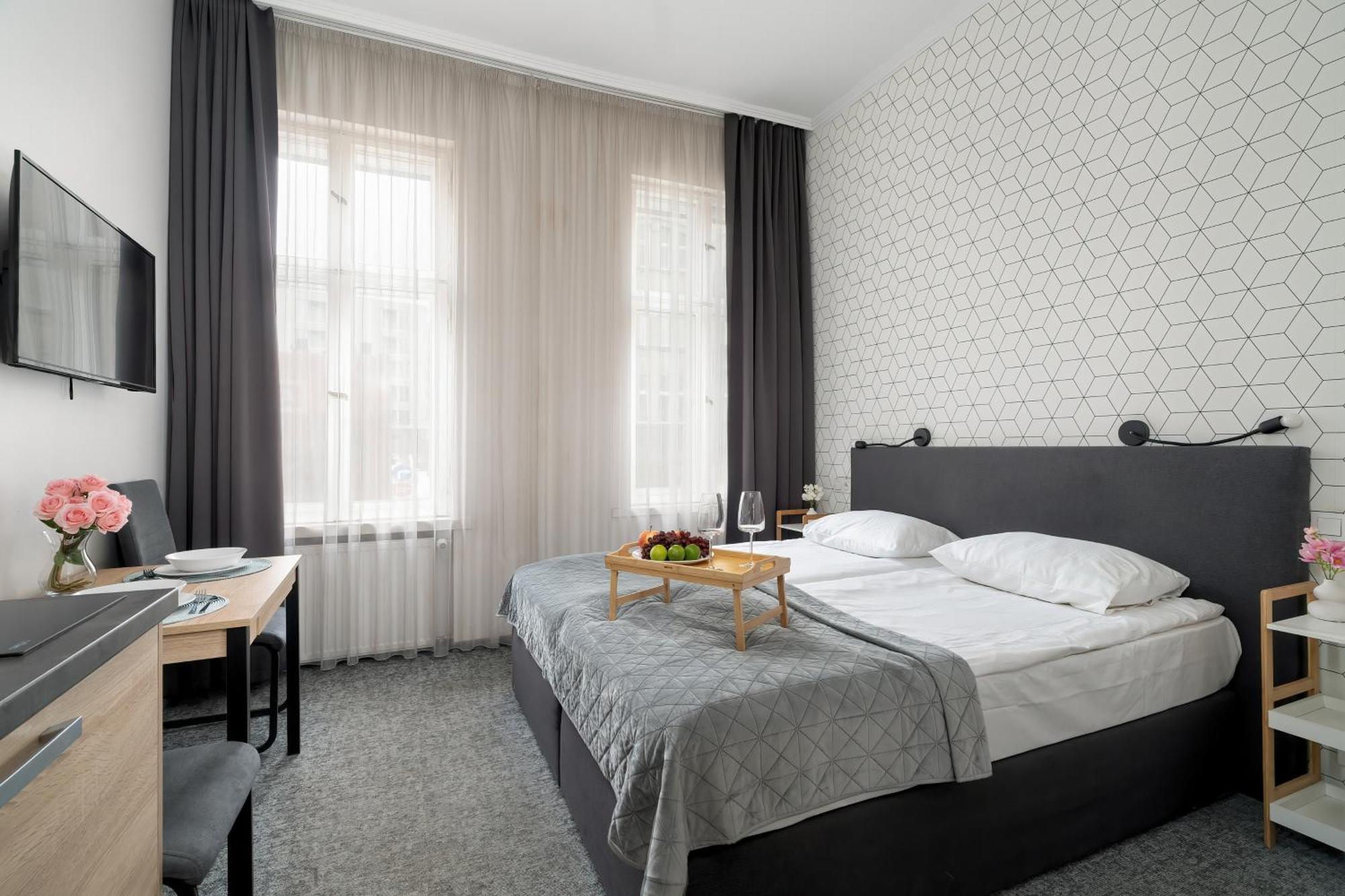 Very Berry - Glogowska 39-5 - Apartamenty Targowe, self check in 24h Posen Exterior foto