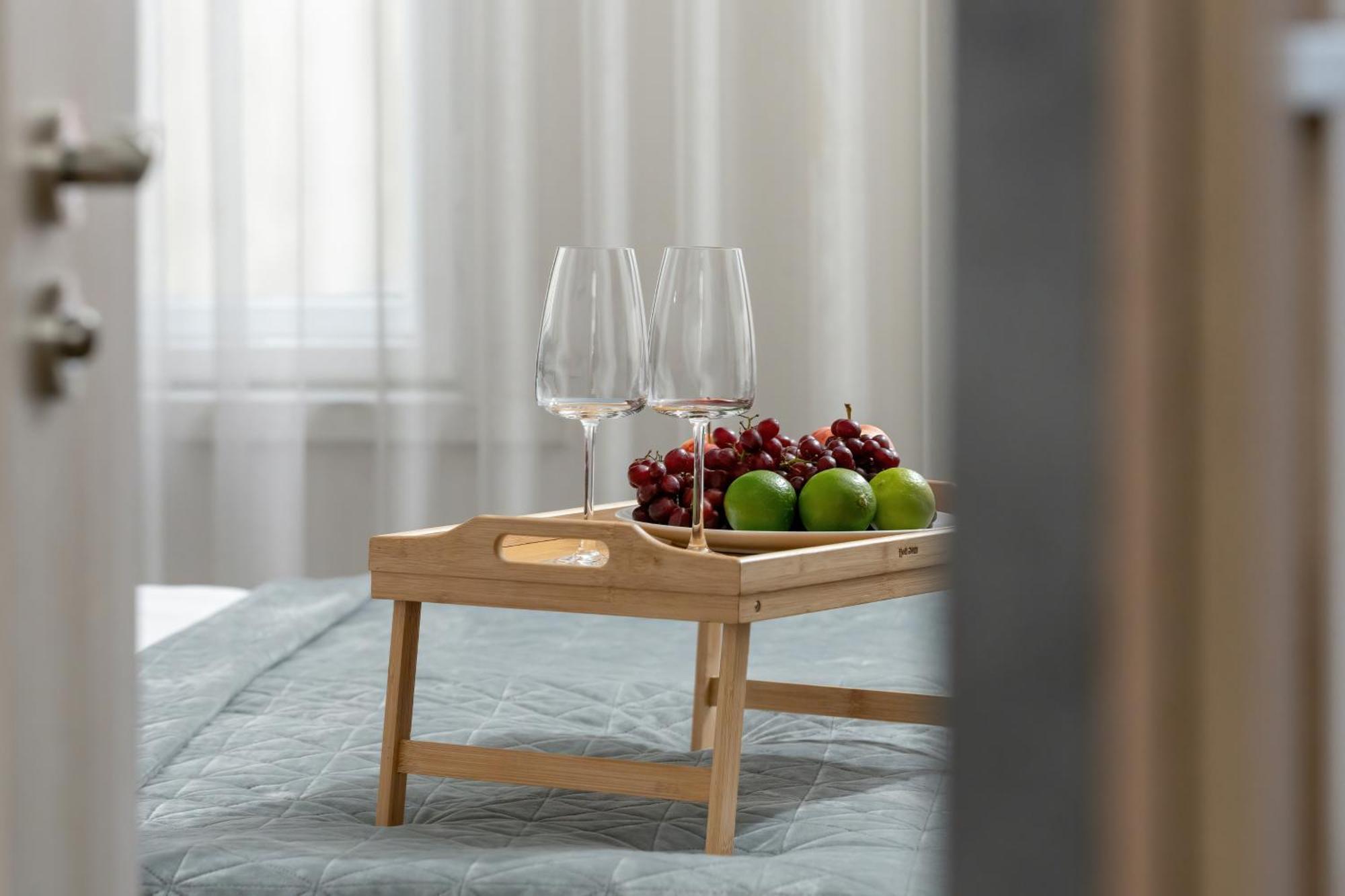 Very Berry - Glogowska 39-5 - Apartamenty Targowe, self check in 24h Posen Exterior foto