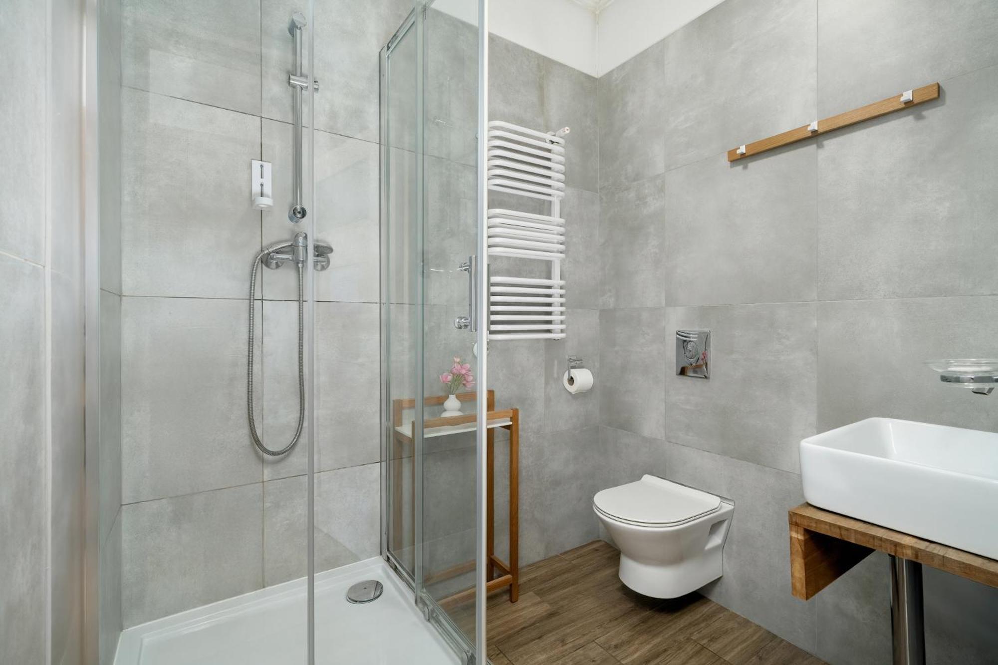 Very Berry - Glogowska 39-5 - Apartamenty Targowe, self check in 24h Posen Exterior foto